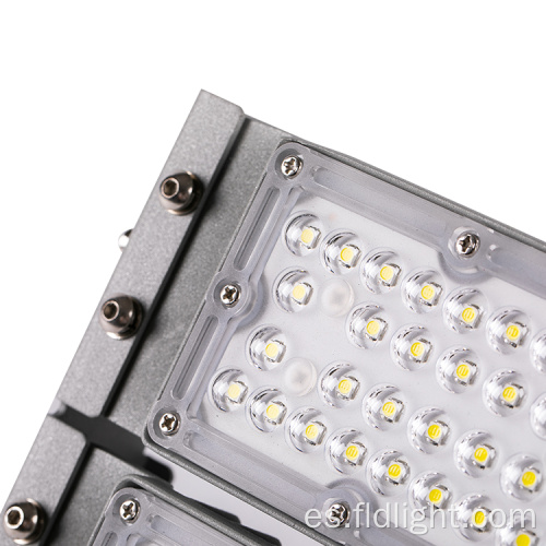 Luz de inundación LED duradera de alto rendimiento para exteriores